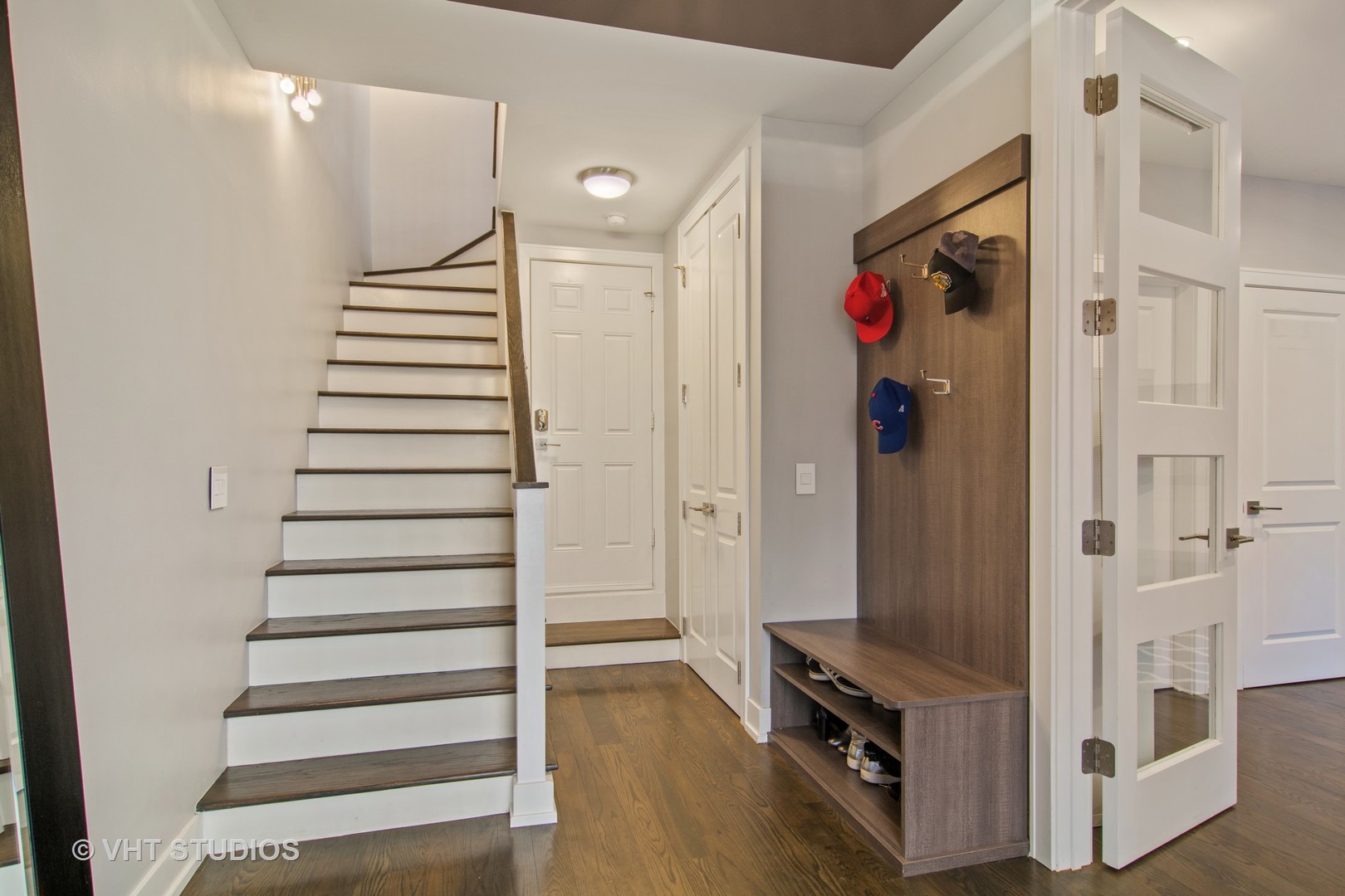 1801 North Mohawk Street, Unit B Chicago, IL 60614 - Photo 2 of 22