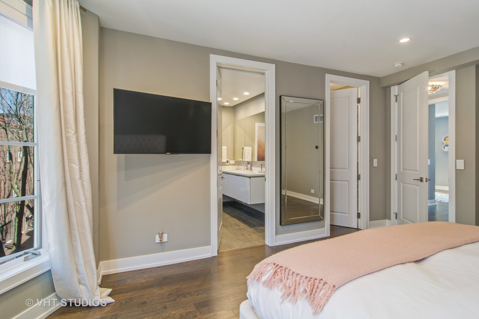 1801 North Mohawk Street, Unit B Chicago, IL 60614 - Photo 13 of 22