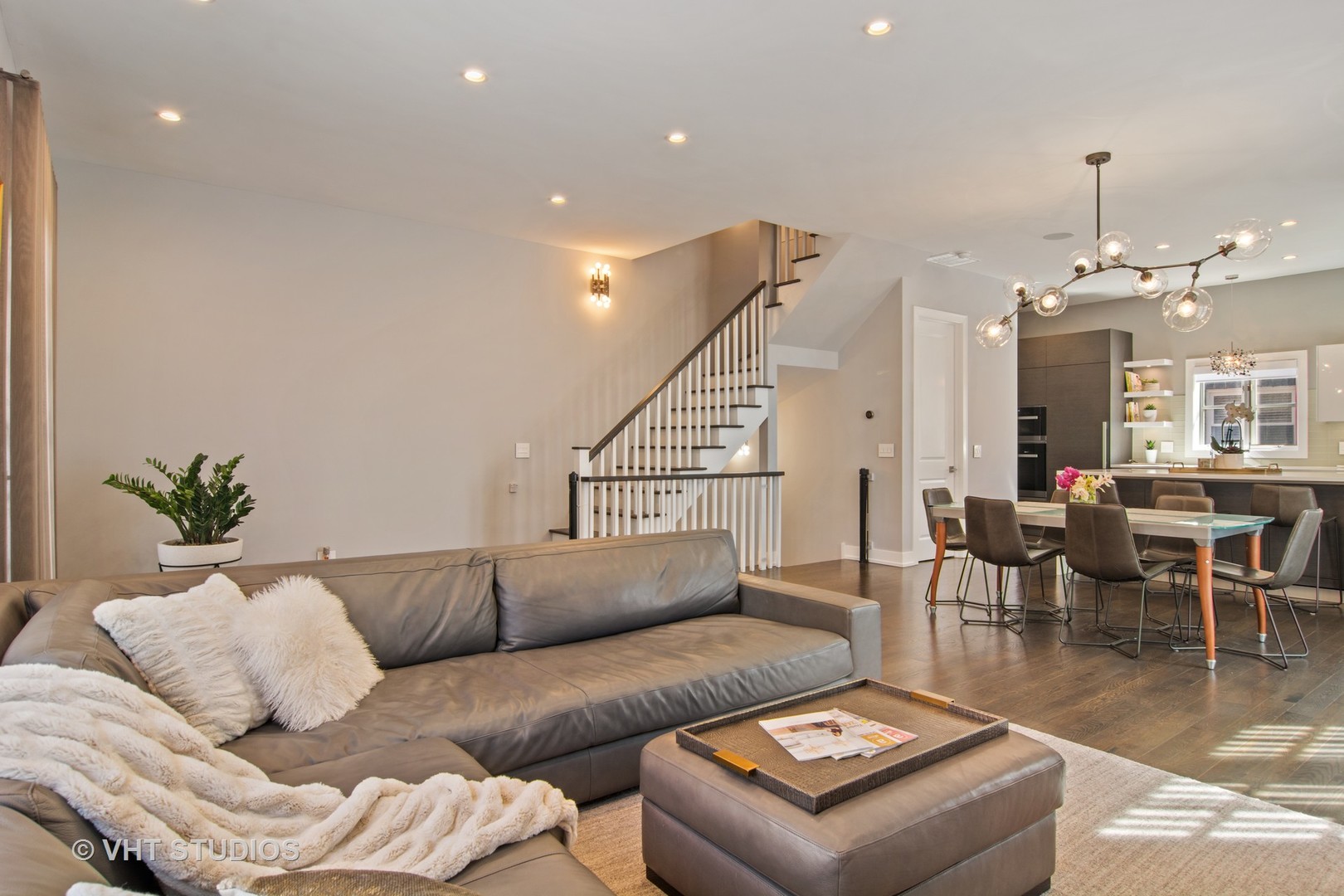 1801 North Mohawk Street, Unit B Chicago, IL 60614 - Photo 5 of 22