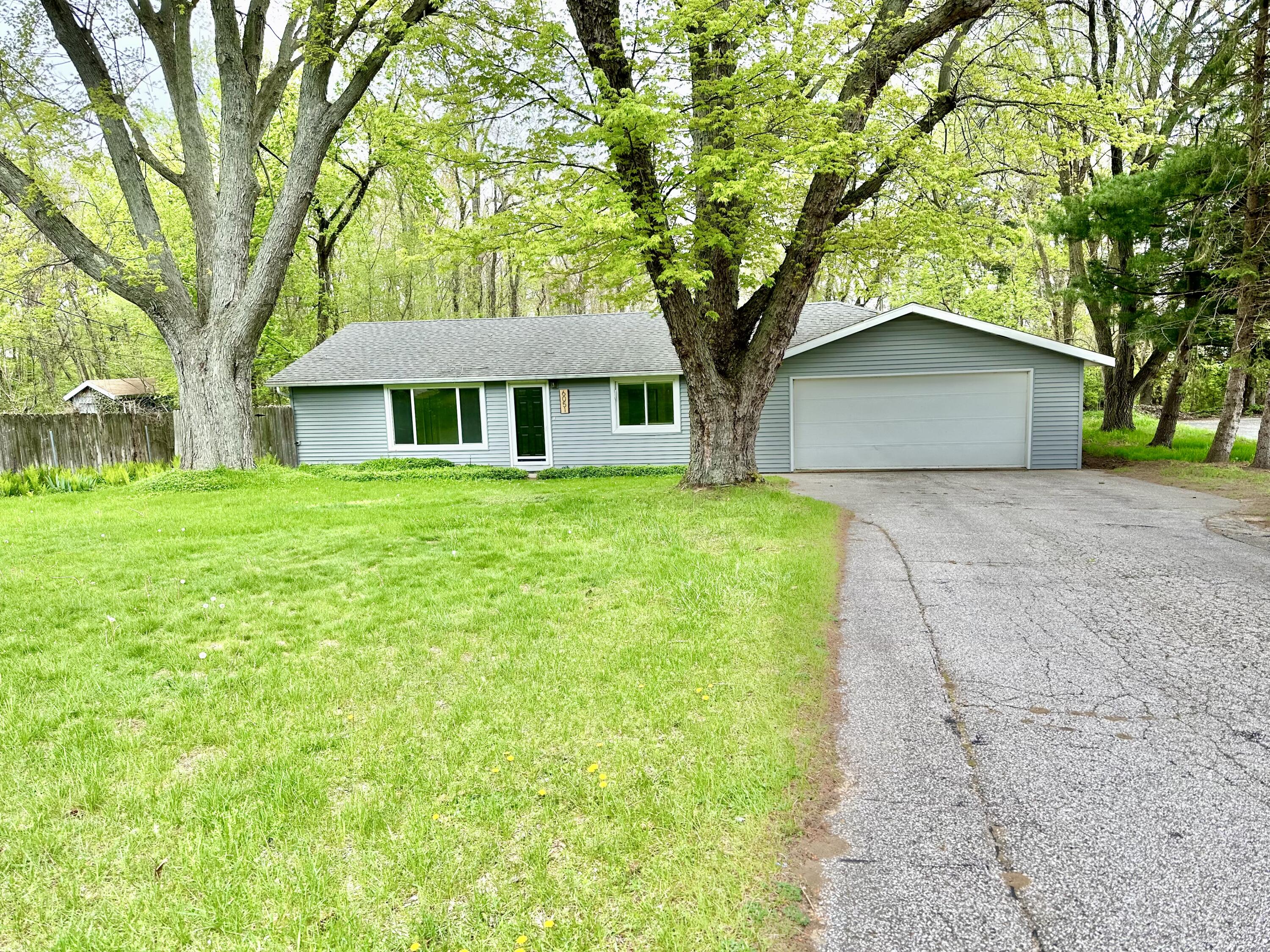 6051 Legion Road Stevensville, MI 49127 - Photo 13 of 13 IMG_4744
