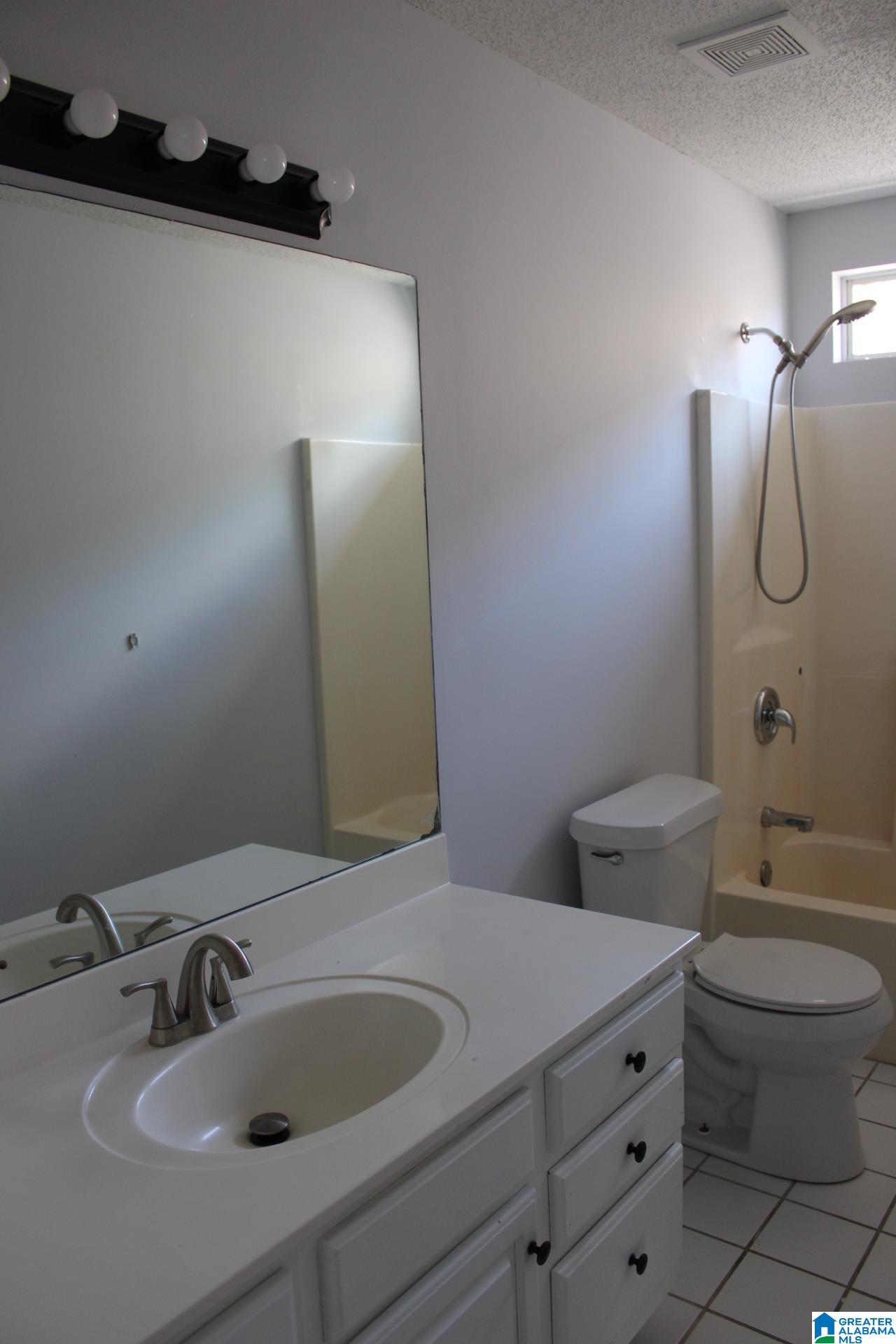 264 Warwick Lane Alabaster, AL 35007 - Photo 10 of 28