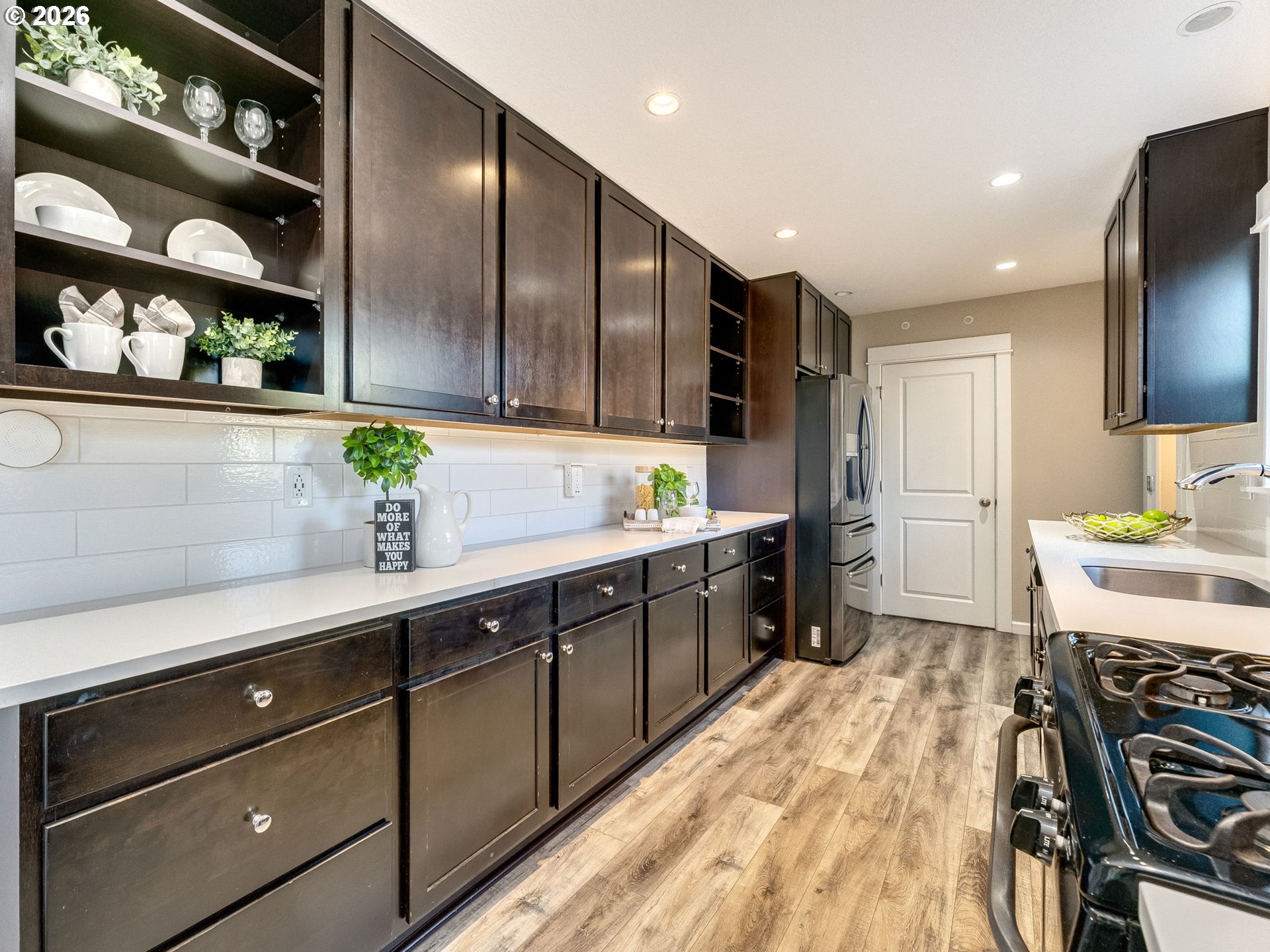 672 South Fir Street Canby, OR 97013 - Photo 16 of 47 Kitchen
