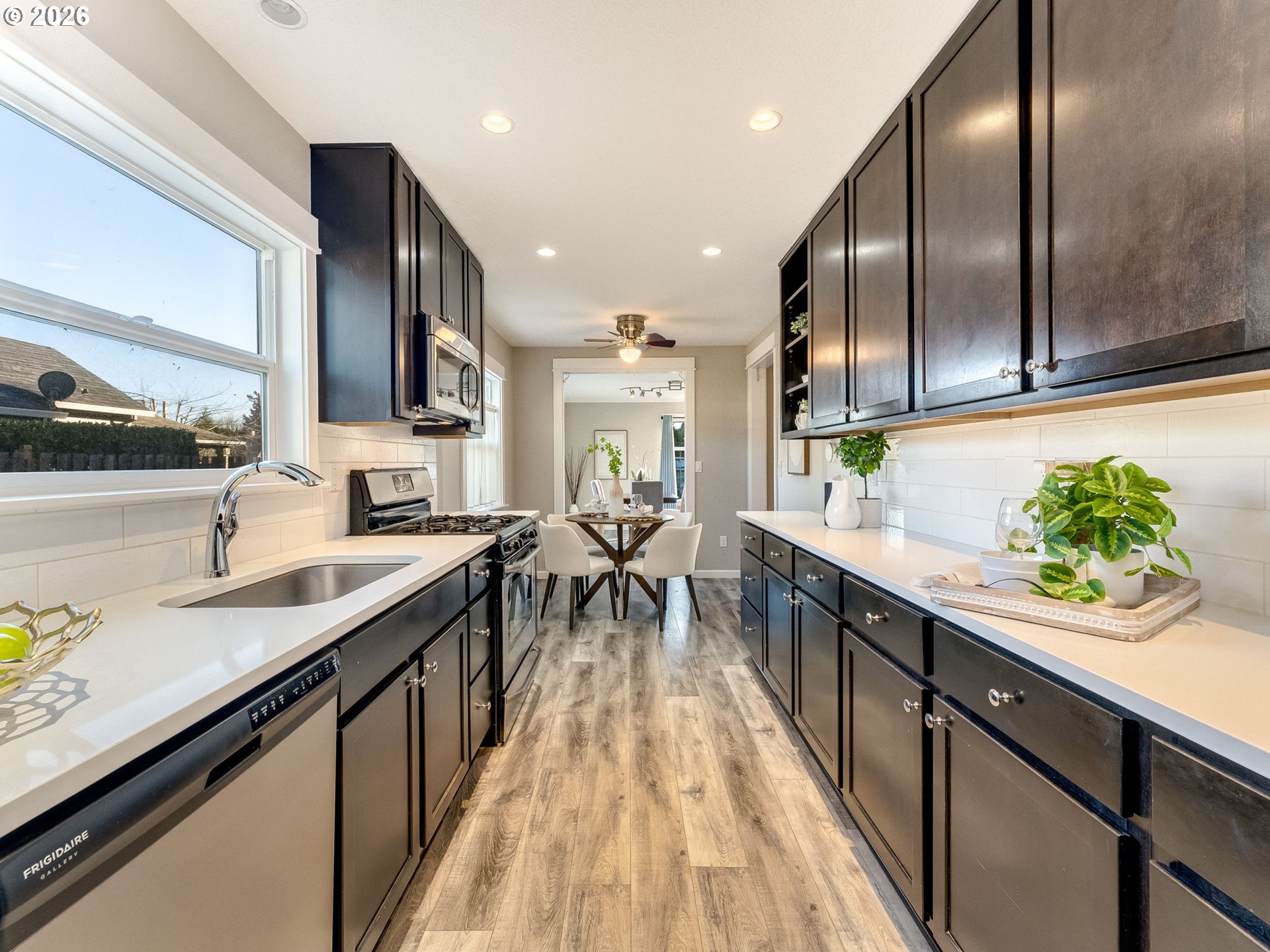 672 South Fir Street Canby, OR 97013 - Photo 19 of 47 Kitchen