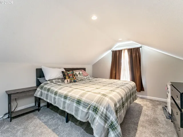 $580,000 | 672 South Fir Street, Canby, OR 97013