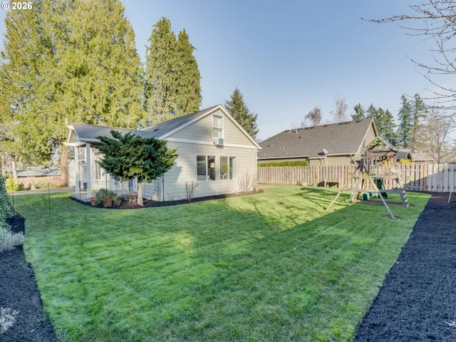 $580,000 | 672 South Fir Street, Canby, OR 97013