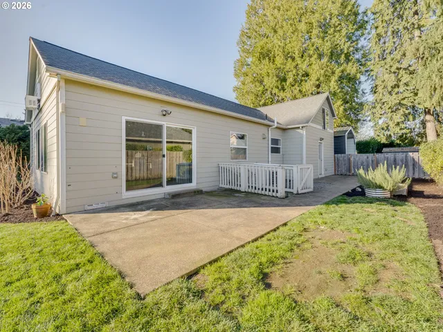 $580,000 | 672 South Fir Street, Canby, OR 97013