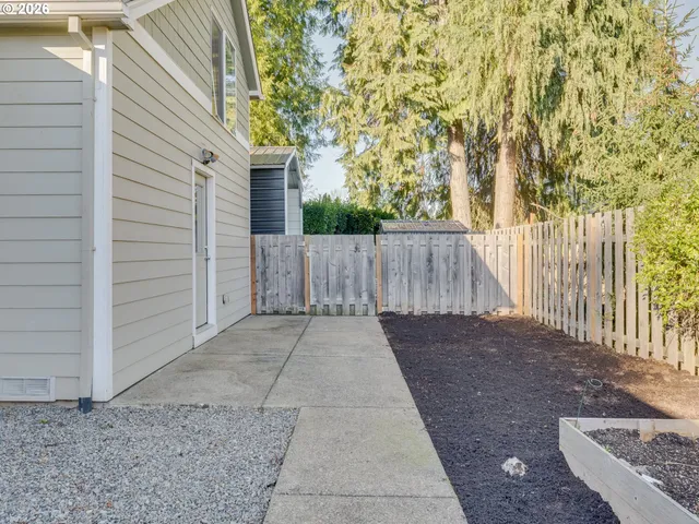 $580,000 | 672 South Fir Street, Canby, OR 97013