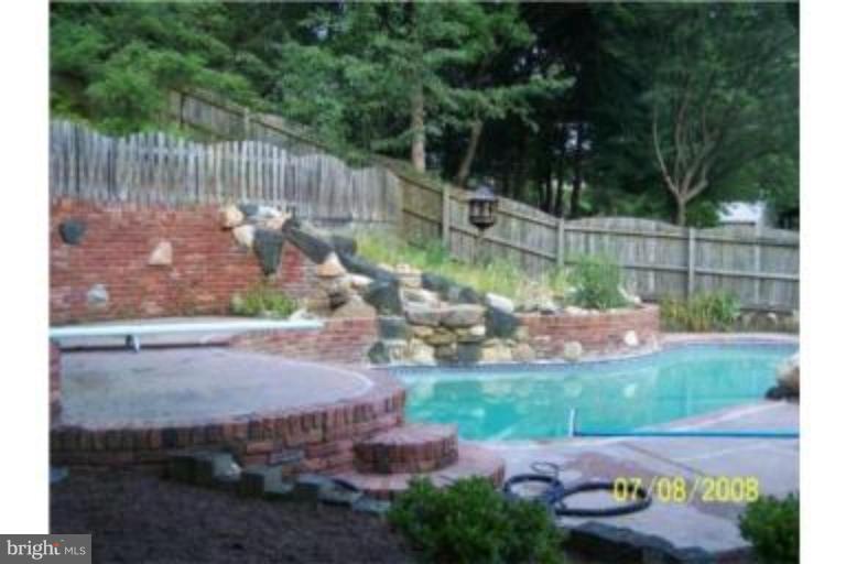 3021 Tarpon Road Riva, MD 21140 - Photo 8 of 12 Swimming Pool 2