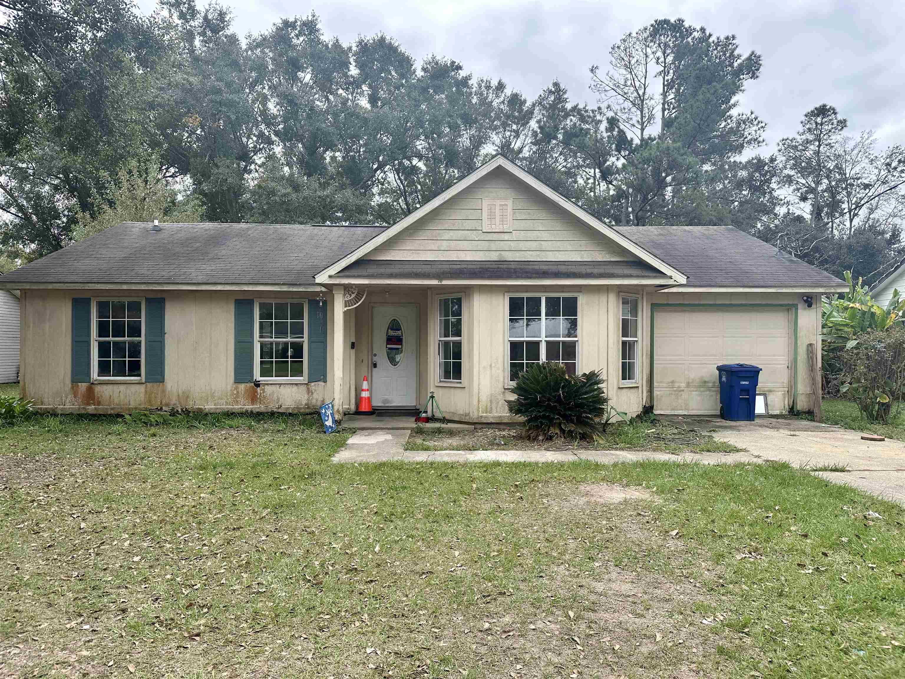 519 Carolyn Avenue Foley, AL 36535 - Photo 1 of 27