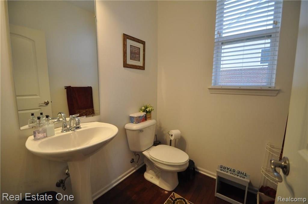 3615 Connors Drive Rochester Hills, MI 48307 - Photo 18 of 45