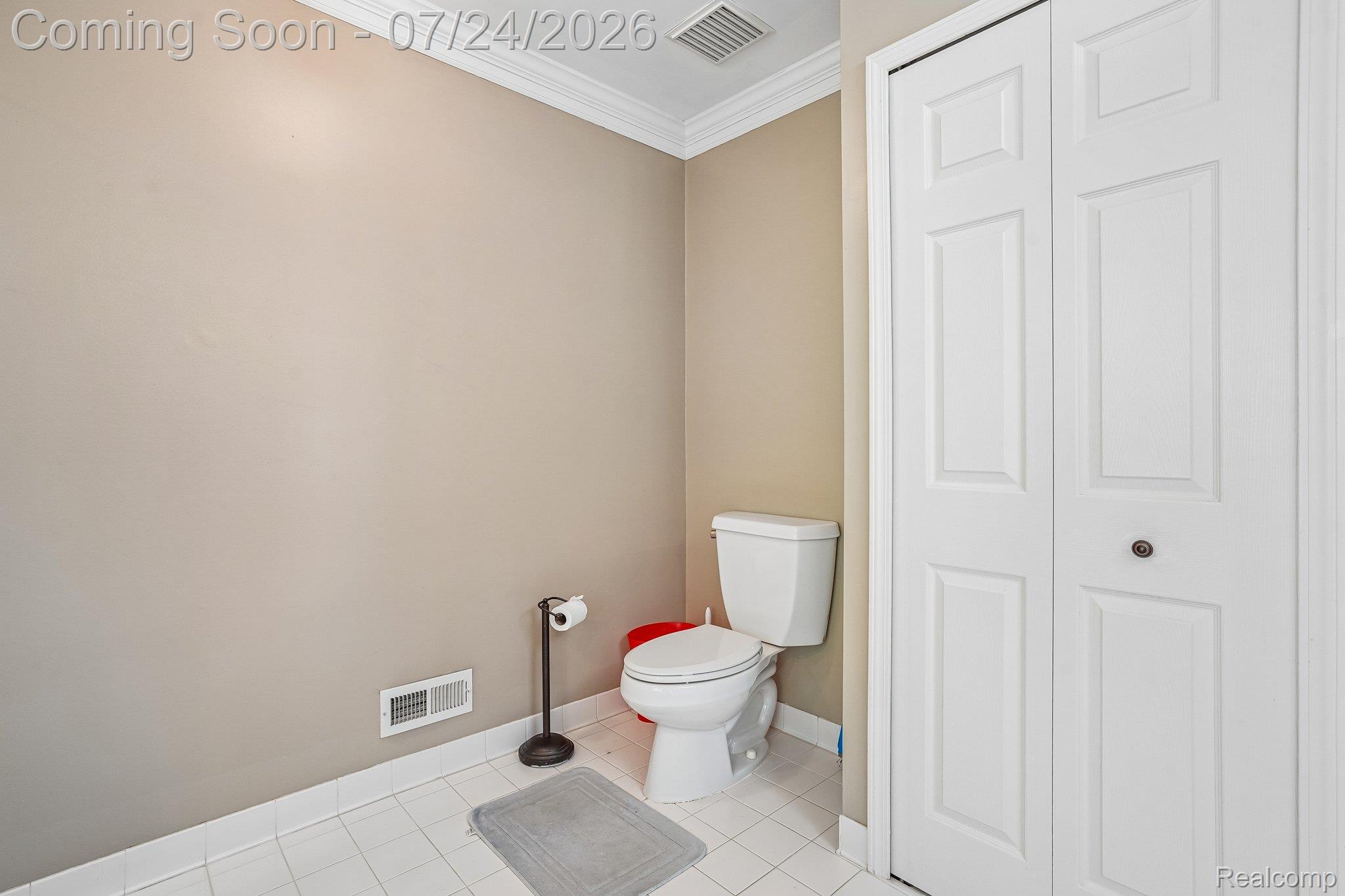 4500 Boxwood Court Rochester, MI 48306 - Photo 38 of 73 49-web-or-mls-Boxwood Ct-S2307-049.jpg