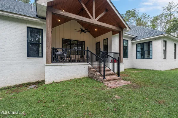 $630,000 | 75 Otis Lee Road, Petal, MS 39465