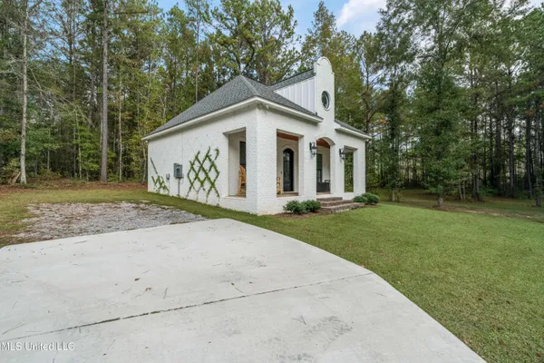 $630,000 | 75 Otis Lee Road, Petal, MS 39465