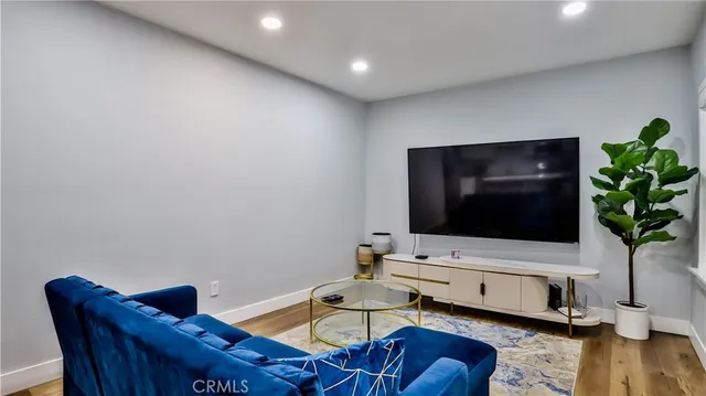 $1,099,900 | 408 South Flower Street, Santa Ana, CA 92703