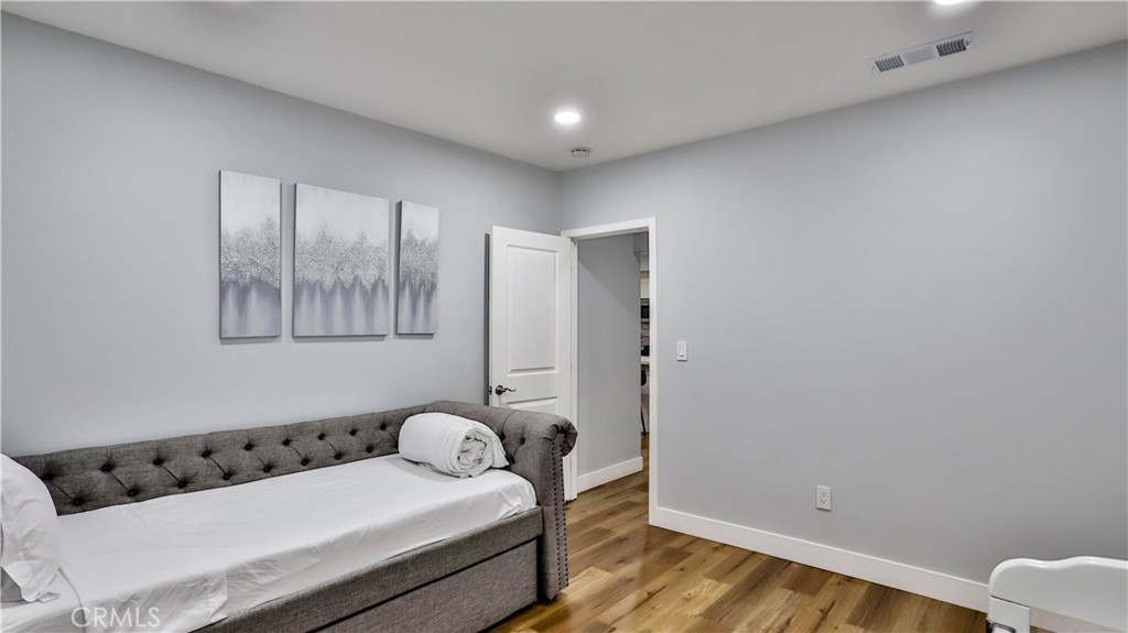 408 South Flower Street Santa Ana, CA 92703 - Photo 17 of 71