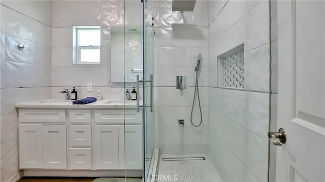 $1,099,900 | 408 South Flower Street, Santa Ana, CA 92703