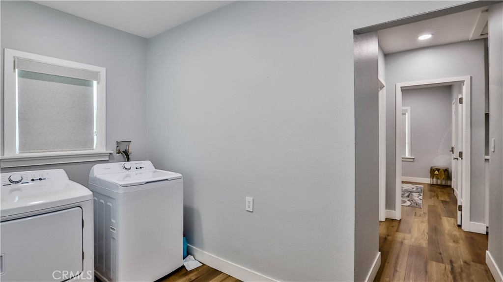 408 South Flower Street Santa Ana, CA 92703 - Photo 30 of 71 a bathroom with a sink toilet and shower