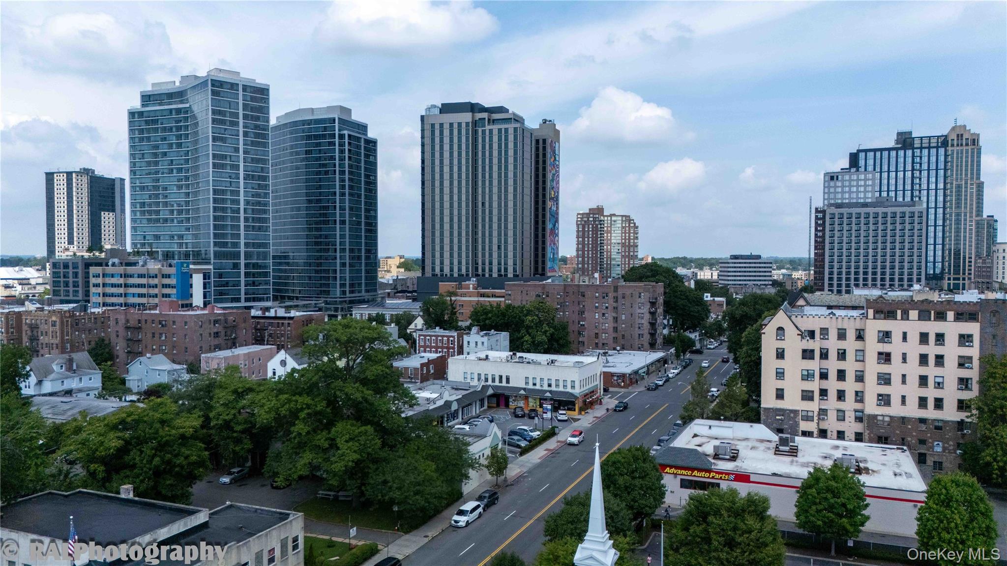 46 Union Street, Unit 2C New Rochelle, NY 10805 - Photo 14 of 16 Downtown New Rochelle and Metro North RR are walking distance away!