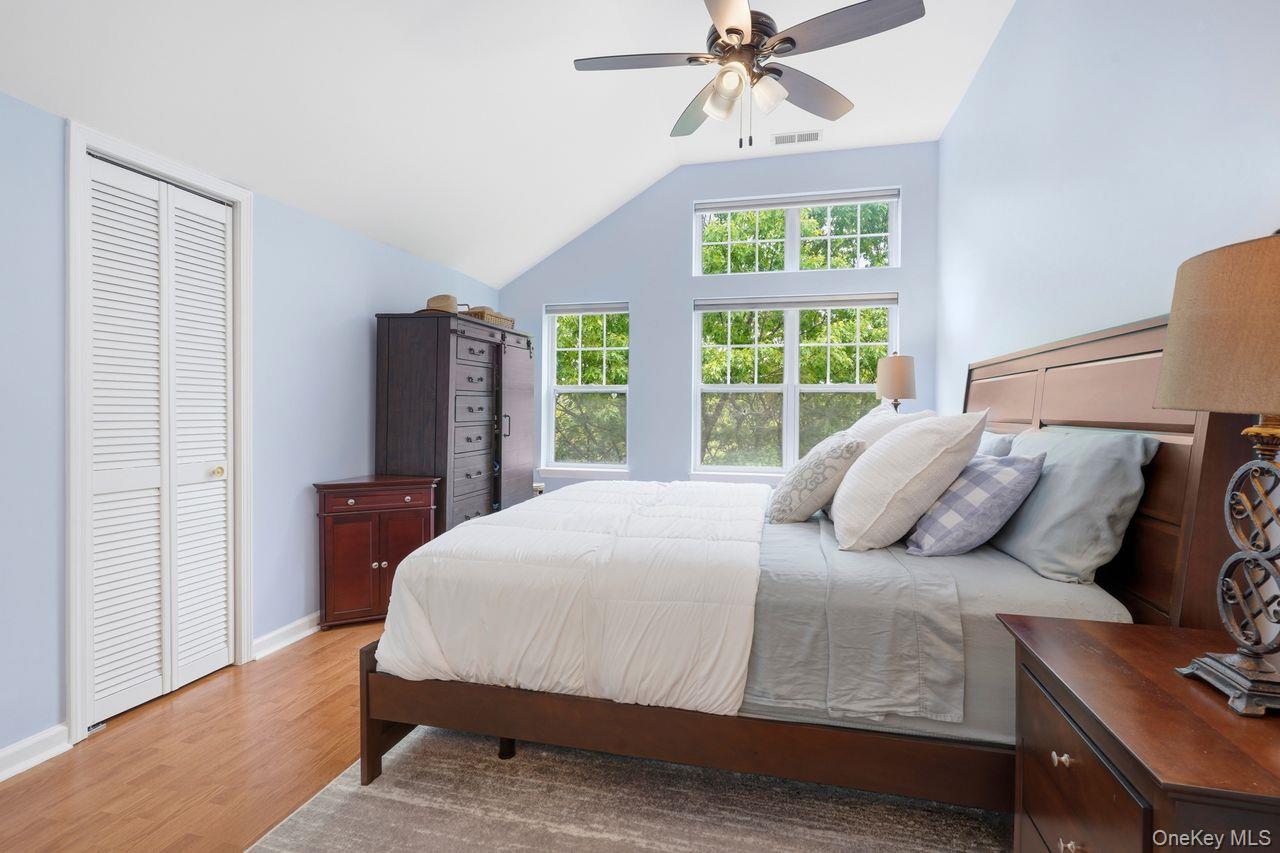 324 Viewpoint Terrace Peekskill, NY 10566 - Photo 12 of 27 High Ceilings