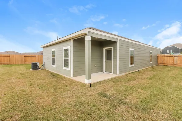 $2,175 | 8102 Sunberry Shadow Drive, Houston, TX 77016