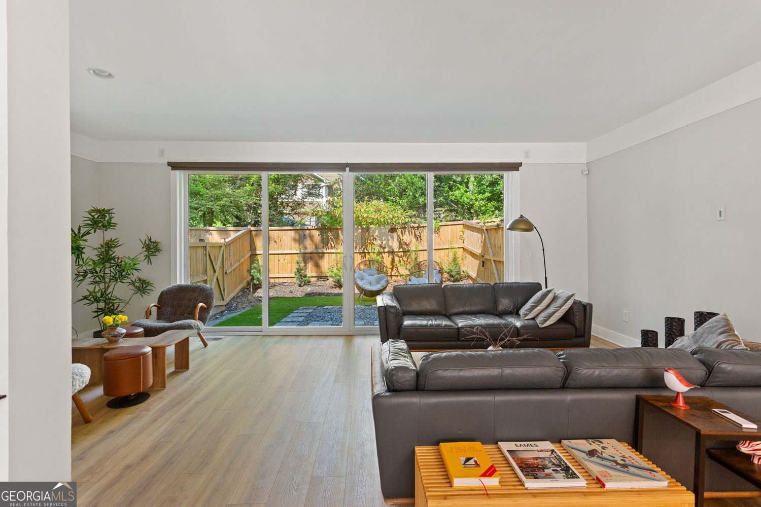 1631 Overlook Way Atlanta, GA 30318 - Photo 13 of 43 Gallery Image 13