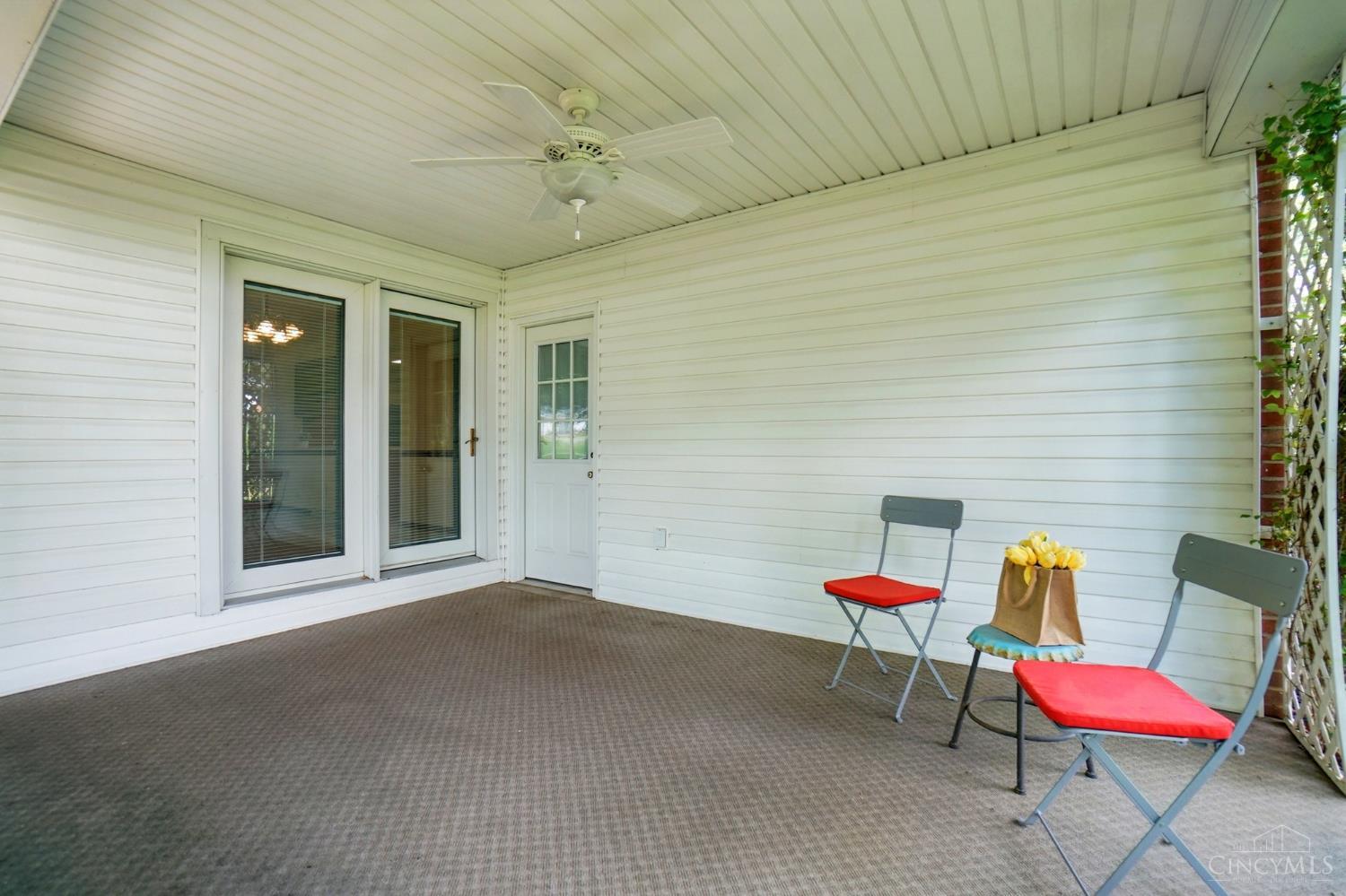 5752 Decker Road Franklin, OH 45005 - Photo 50 of 59 Covered outdoor patio
