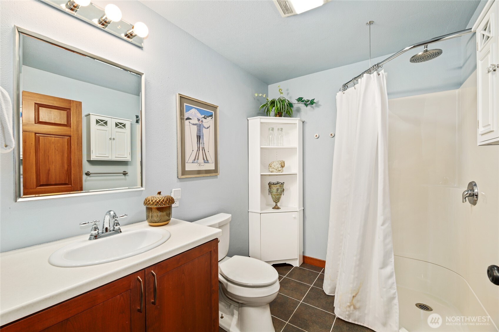 91 Mountain Home Road Snoqualmie Pass, WA 98068 - Photo 21 of 32 a bathroom with a sink toilet and shower