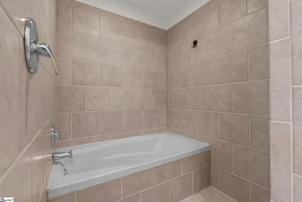 $477,500 | 400 Mills Avenue, Unit 408, Greenville, SC 29605