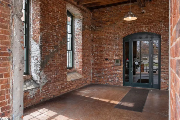 $477,500 | 400 Mills Avenue, Unit 408, Greenville, SC 29605