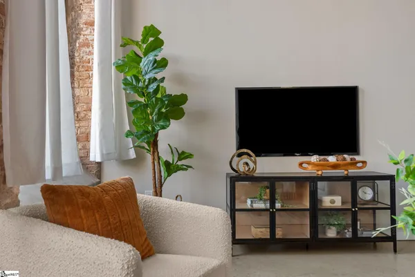 $477,500 | 400 Mills Avenue, Unit 408, Greenville, SC 29605