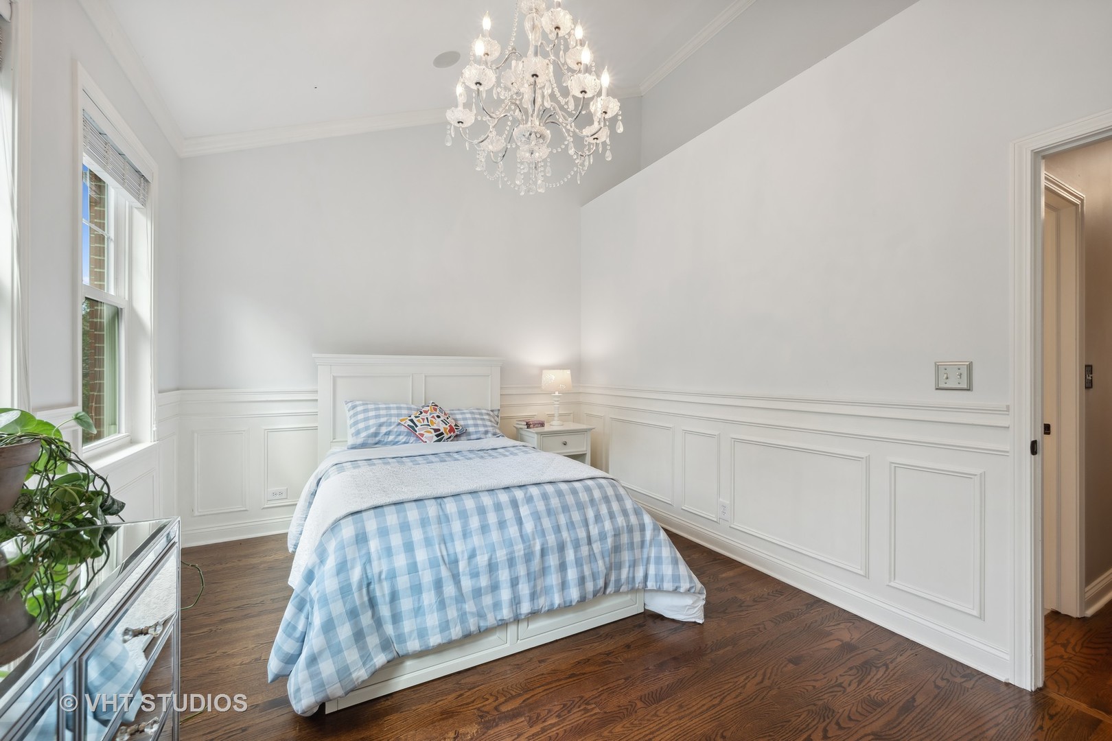 242 West Scott Street Chicago, IL 60610 - Photo 32 of 53