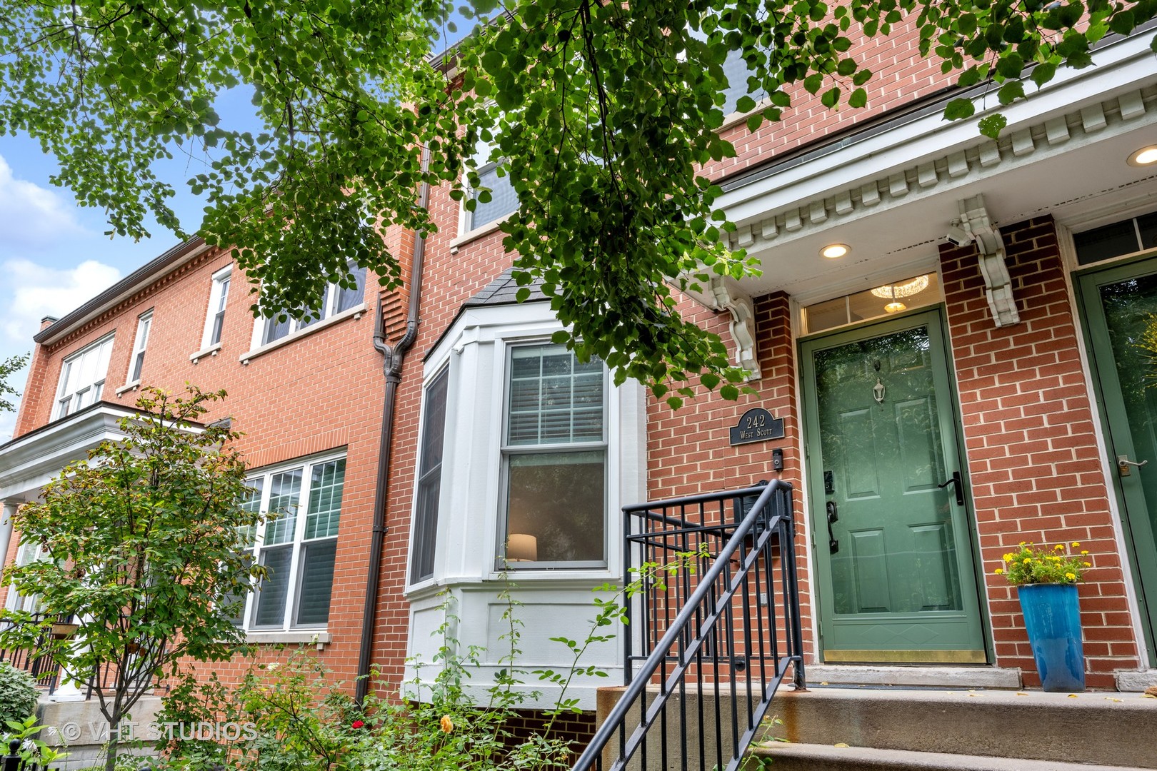 242 West Scott Street Chicago, IL 60610 - Photo 42 of 53