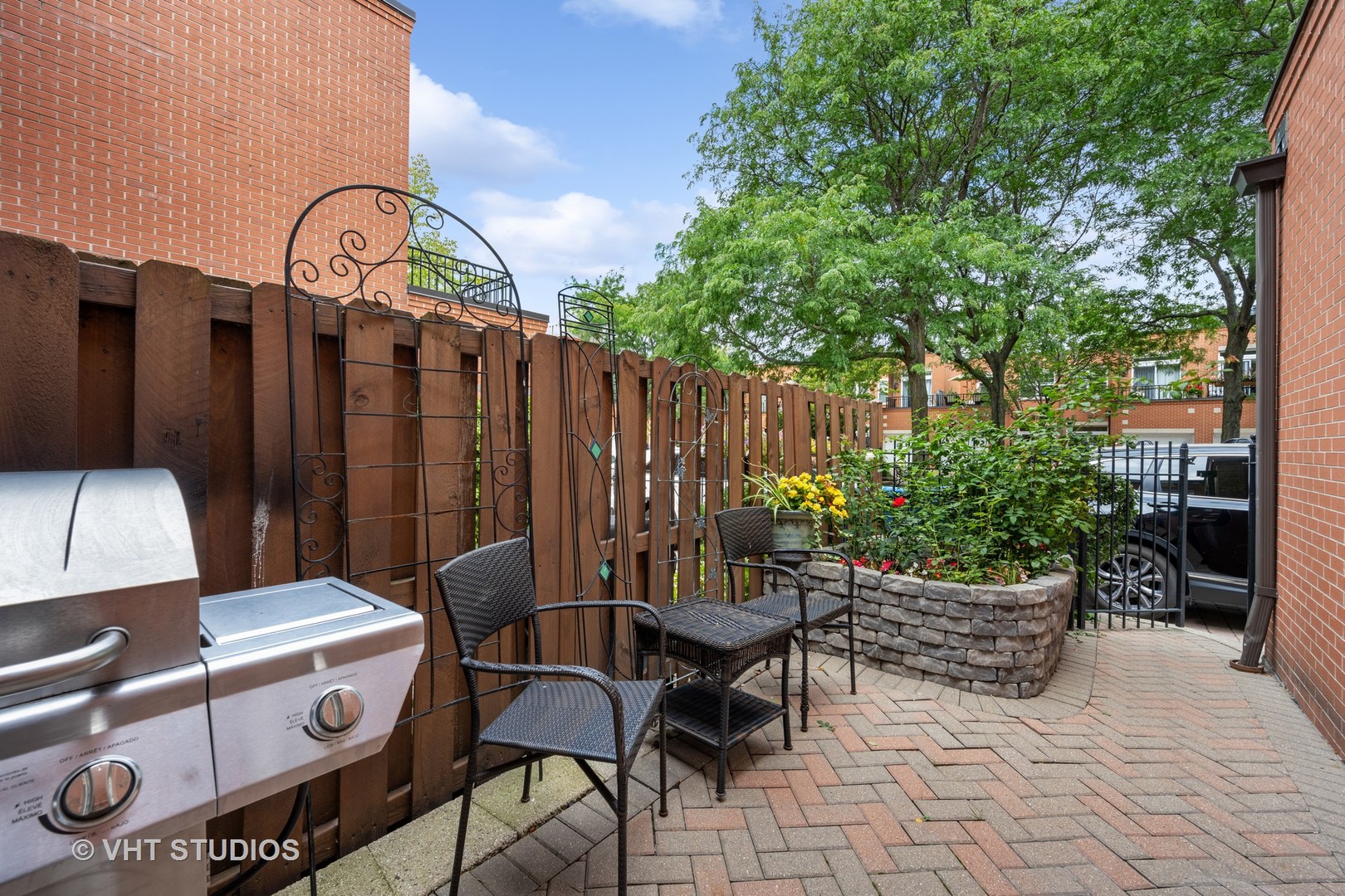 242 West Scott Street Chicago, IL 60610 - Photo 8 of 53