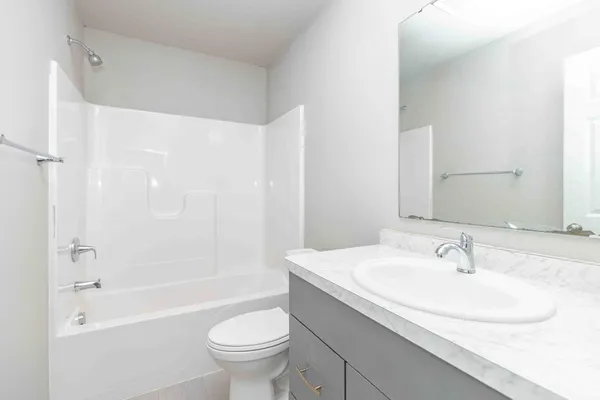 $389,900 | 7344 22nd Street South, Fargo, ND 58104