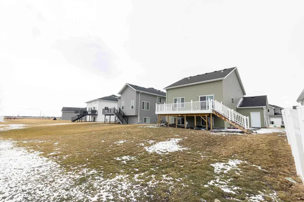 $389,900 | 7344 22nd Street South, Fargo, ND 58104