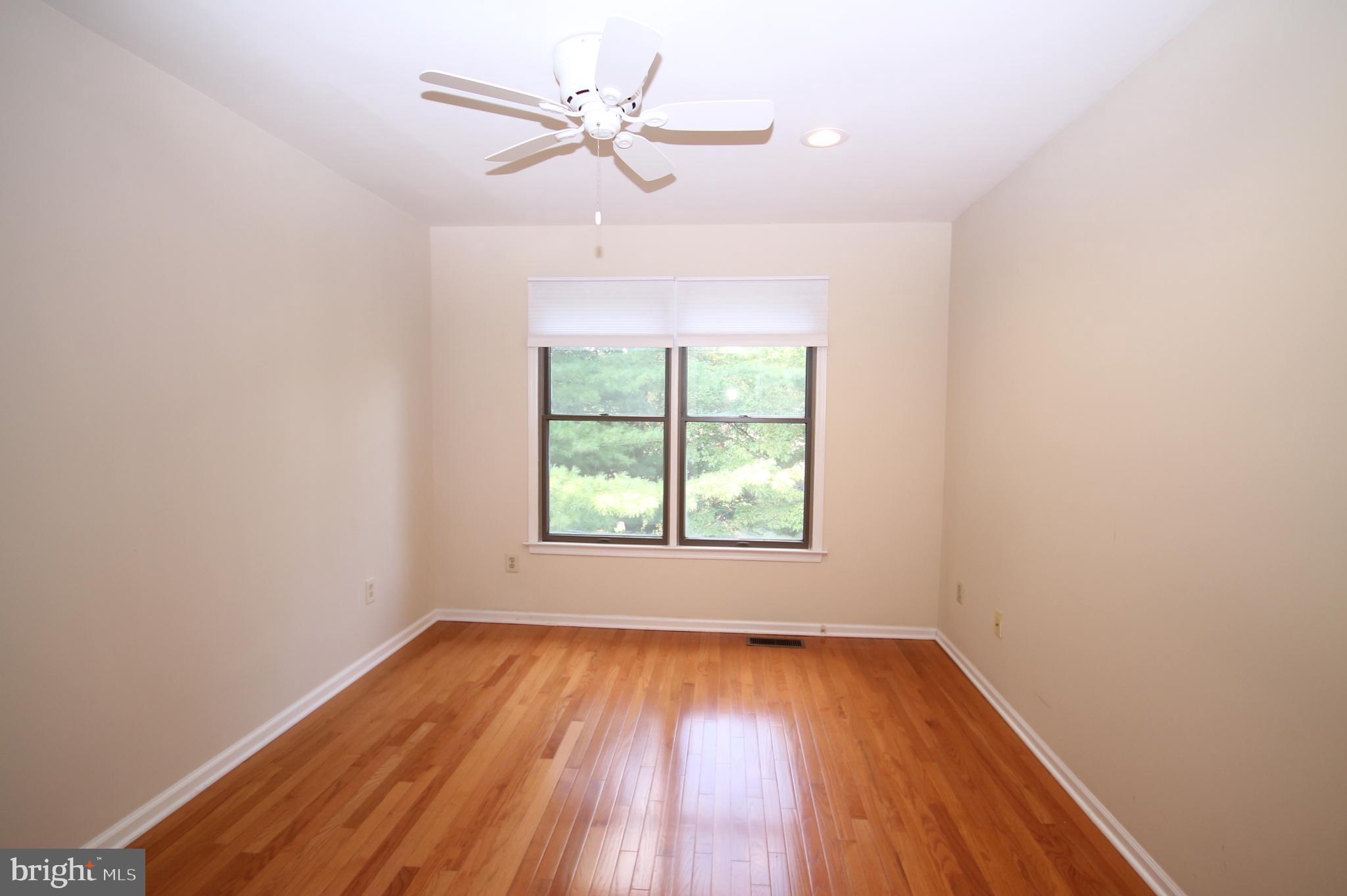 209 Springhouse Pond Chesterbrook, PA 19087 - Photo 21 of 28 Bedroom 3
