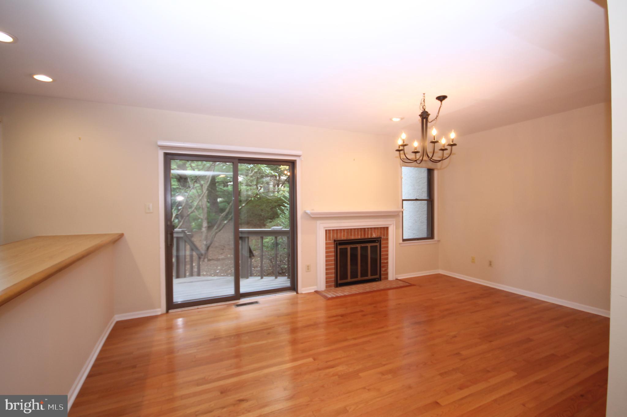 209 Springhouse Pond Chesterbrook, PA 19087 - Photo 10 of 28 Family Room