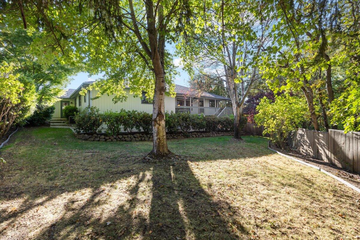 4267 Innsbruck Ridge Medford, OR 97504 - Photo 30 of 32 32-CI_0558