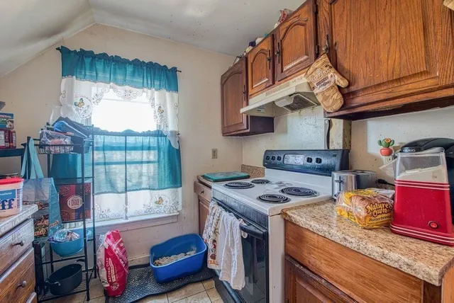 $899,000 | 48 Simmons Avenue, Brockton, MA 02301