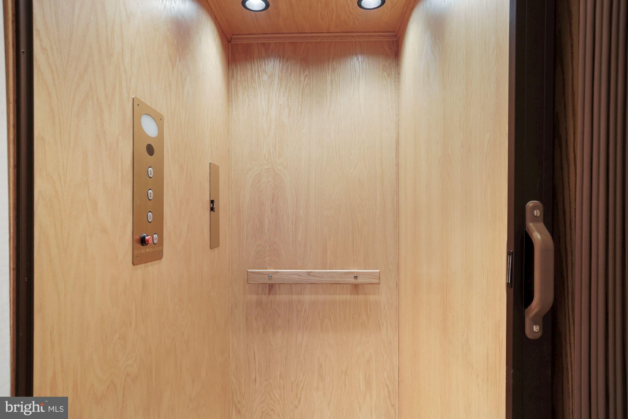 4062 Ridgeview Circle McLean, VA 22101 - Photo 21 of 56 ELEVATOR with access to all 3 floors