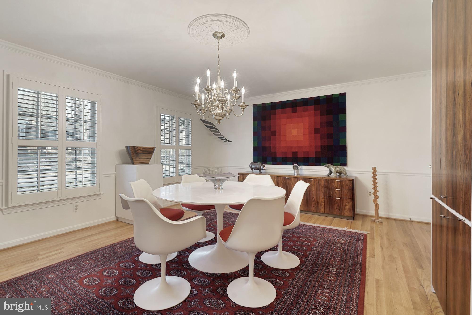 4062 Ridgeview Circle McLean, VA 22101 - Photo 32 of 56 Dining Room with custom shutters