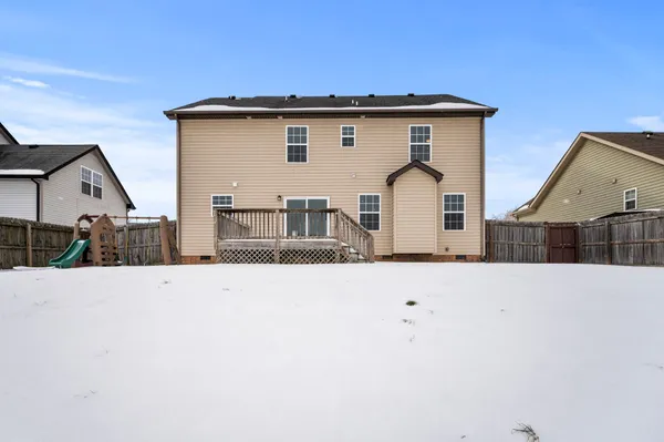 a view of house and outdoor space