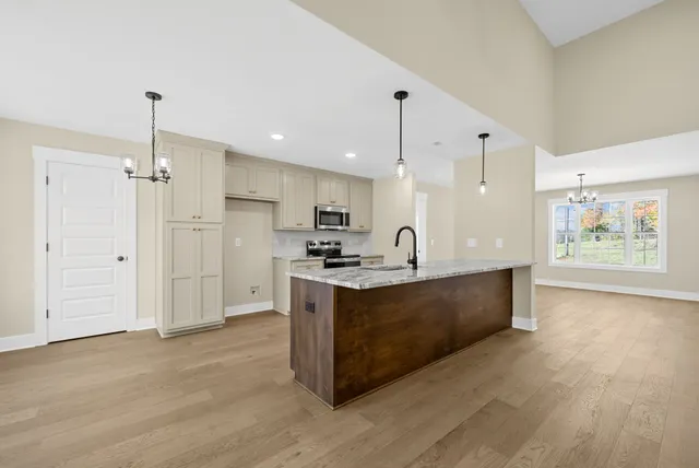 $474,900 | 1888 Flats Road, Cunningham, TN 37052