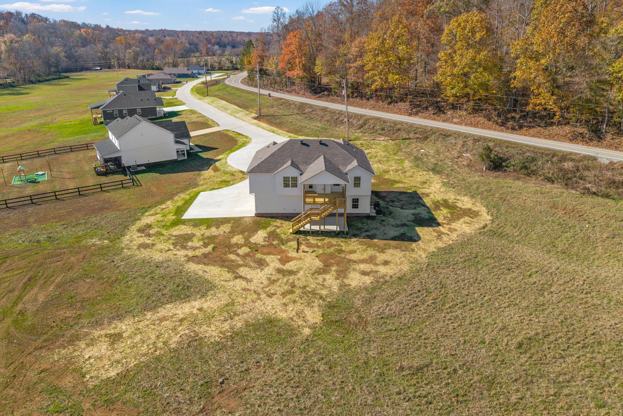 1888 Flats Road Cunningham, TN 37052 - Photo 45 of 53 Gallery Image 45