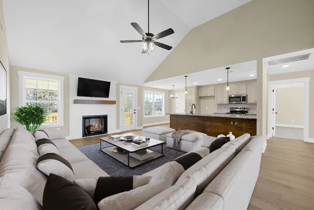 $474,900 | 1888 Flats Road, Cunningham, TN 37052