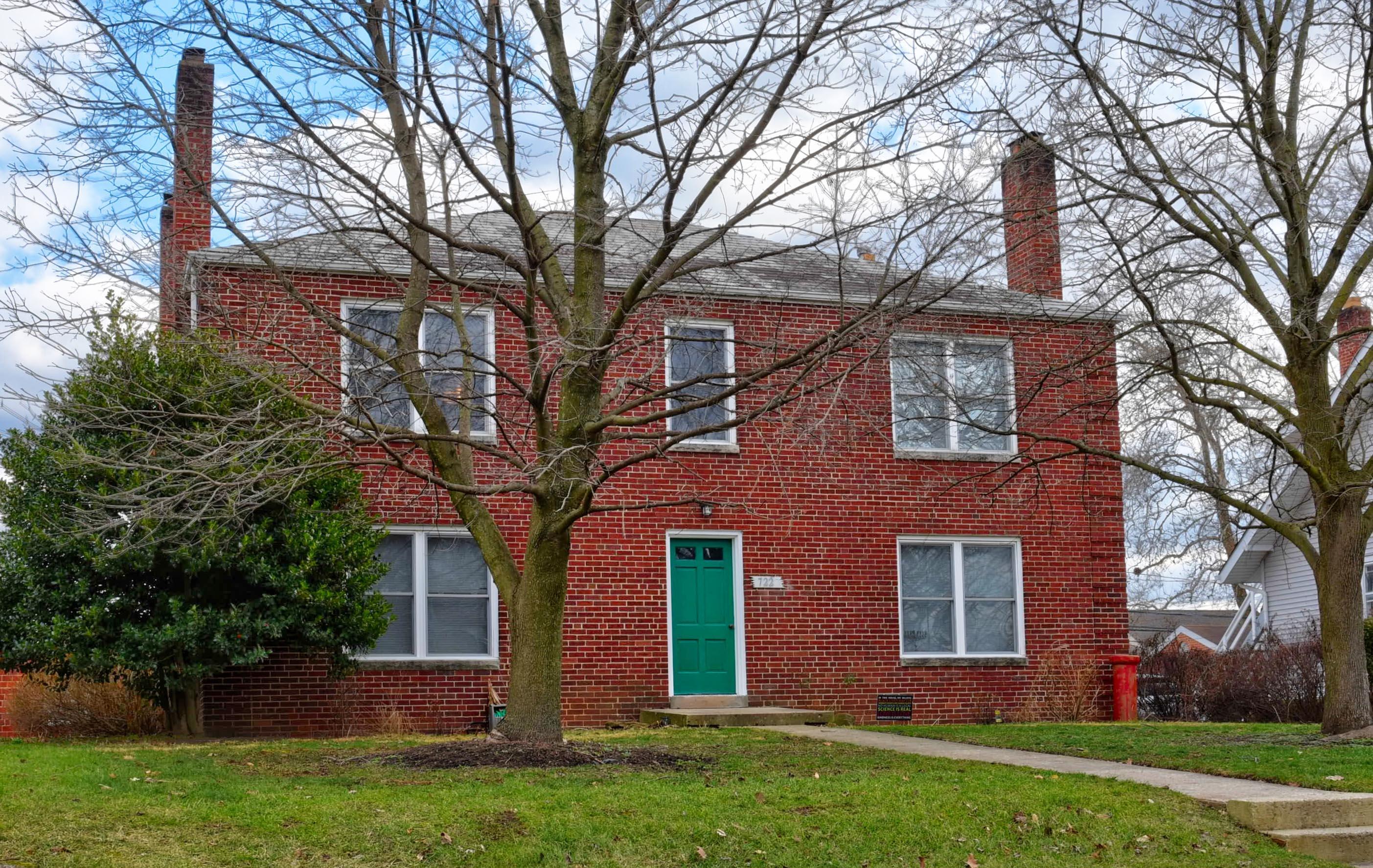 722 Kenwick Road, Unit D Columbus, OH 43209 - Photo 1 of 25 Exterior