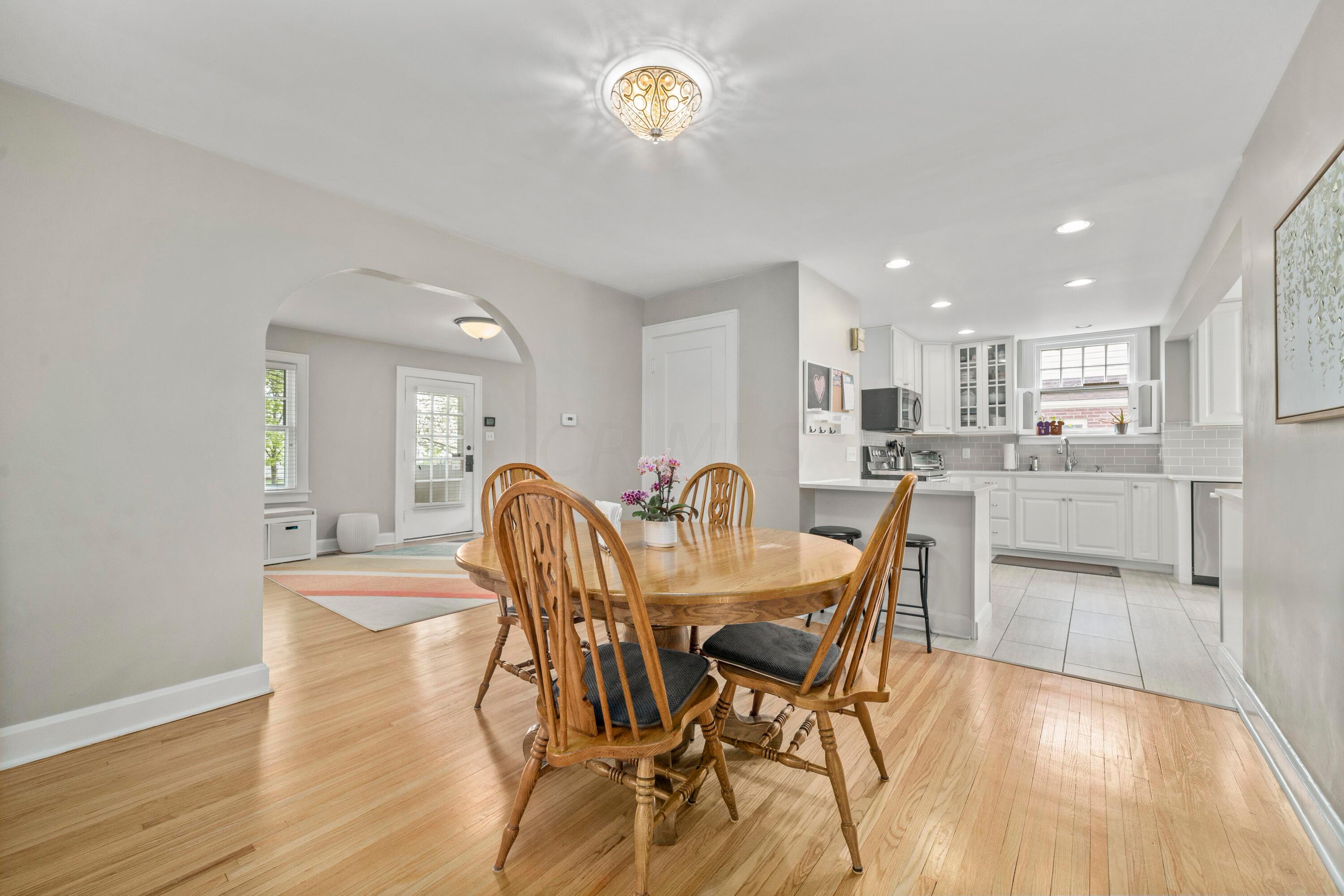 859 South Remington Road Bexley, OH 43209 - Photo 14 of 64 DSC05760