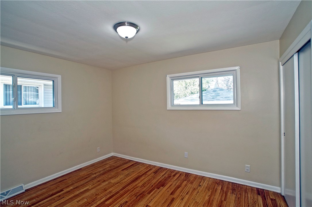 1138 Homestead Road Cleveland, OH 44121 - Photo 11 of 25