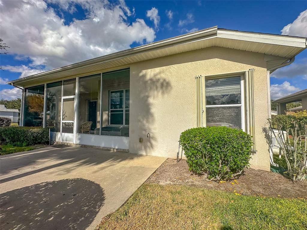 5300 Treasure View Way Leesburg, FL 34748 - Photo 42 of 47 a front view of a house