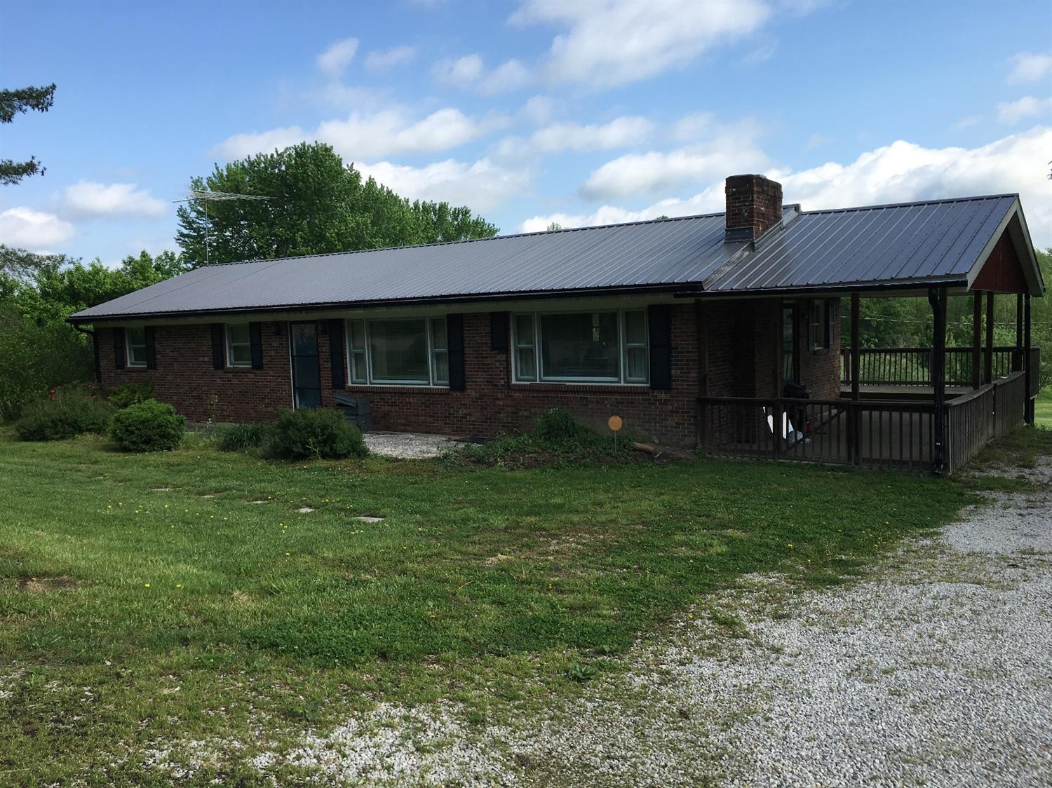 1765 Doe Creek Road Irvine, KY 40336 - Photo 2 of 27 Photo 2